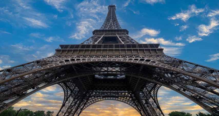 Pathways from Prague to Paris